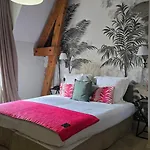 Manoir D'hautegente Отель 4*