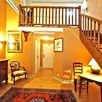 Manoir D'hautegente 4* Коли
