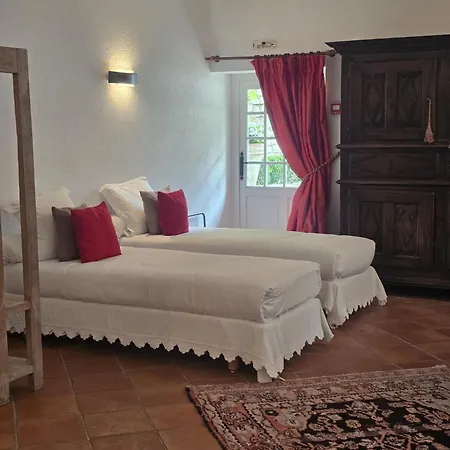 Manoir D'hautegente 4* Коли
